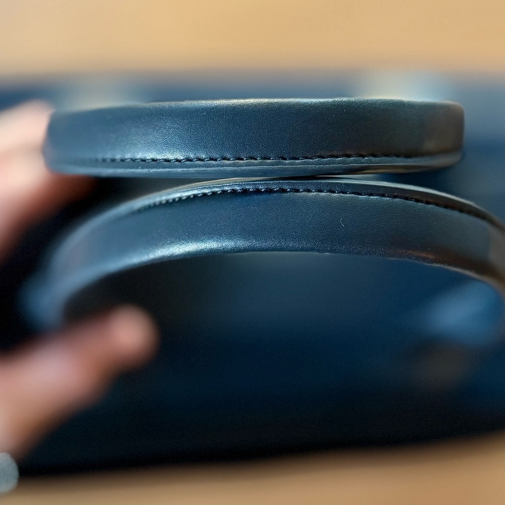 Troubadour Daytripper Carry All In Navy - image 4